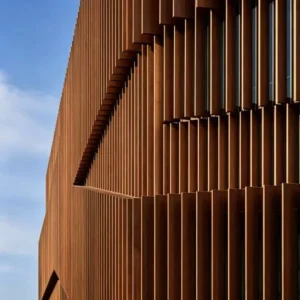 Energy Saving Modern Vertical Ventilation Curtain Wall Decorative Facade Heatproof Waterproof Outdoor Shading Aluminum Louver