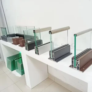 Frameless 12Mm Tempered Glass Balustrade Aluminum U Channel Glass Railing Balcony