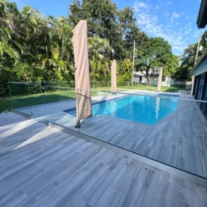 Outdoor 12mm Tempered Glass Swimming Pool Balcony Frameless Railing Modern Design Aluminum Alloy Rust Resistant