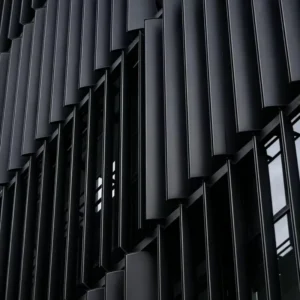 Outdoor Ventilation Adjustable Vertical Modern Building Facade Decoration Heatproof Aluminum Louver