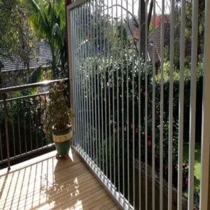 Vertical Decorative Motorized Sun Shading Aluminum Alloy Louver Shutter for Villa Office Modern Design