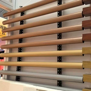Wood Grain Aluminum Square Ceiling Tiles, Iron Square U-Shaped Groove Ceiling Grille, Aluminum Rectangular Tube
